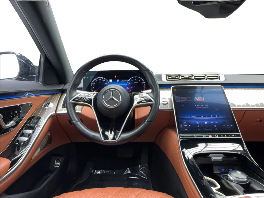 Used 2023 Black Mercedes-Benz S 580 image 39