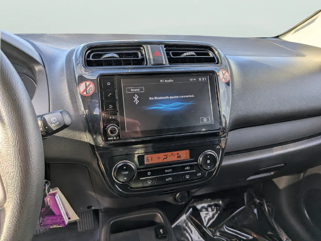 Used 2024 Black Mitsubishi LE image 19