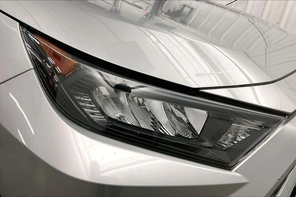 Certified Used 2021 Silver Toyota LE image 33