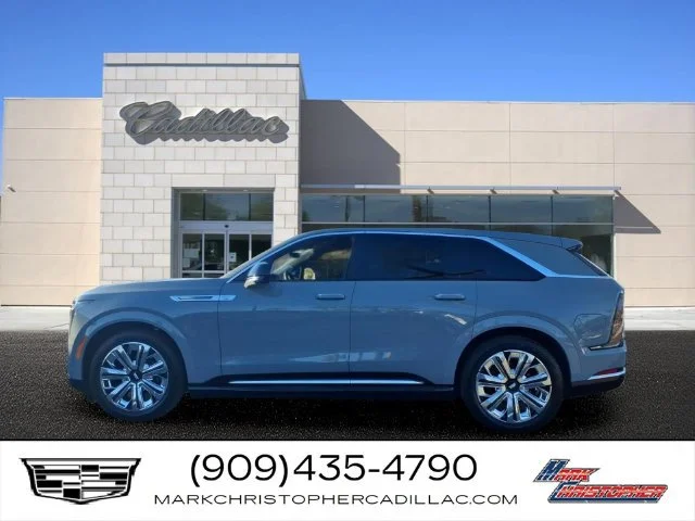 Certified Used 2026 Luna Metallic (No longer available to order) Cadillac Premium Luxury image 3