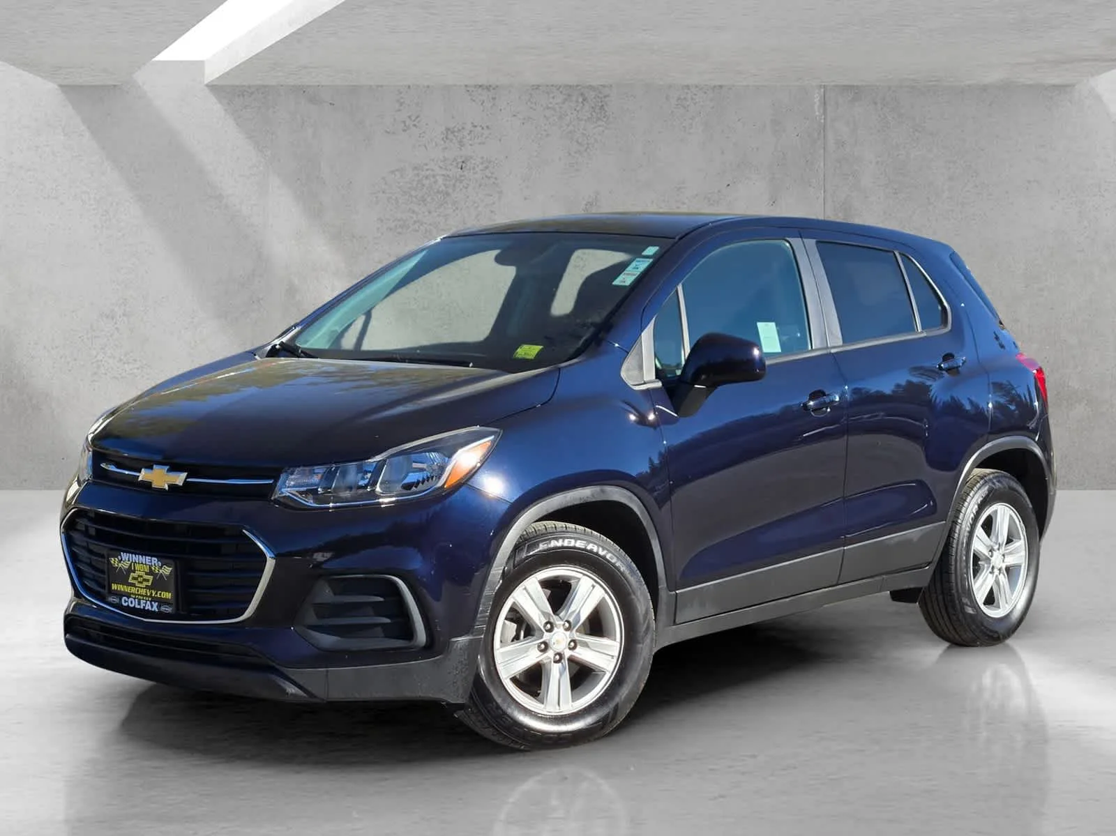 Used 2022 Midnight Blue Metallic Chevrolet LS image 8