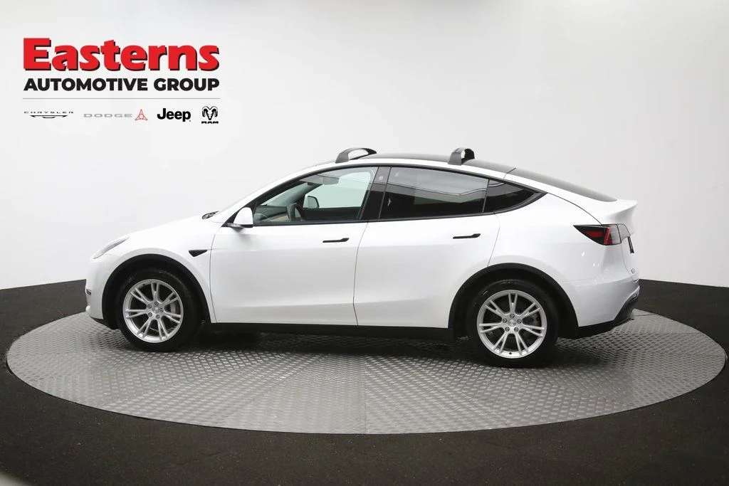 Used 2021 White Tesla Long Range image 57