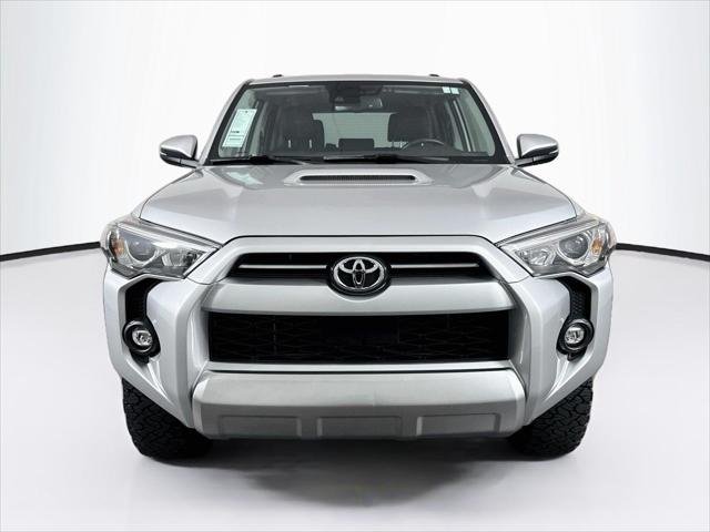 Certified Used 2024 CLASSIC SILVER METALLIC Toyota  image 9