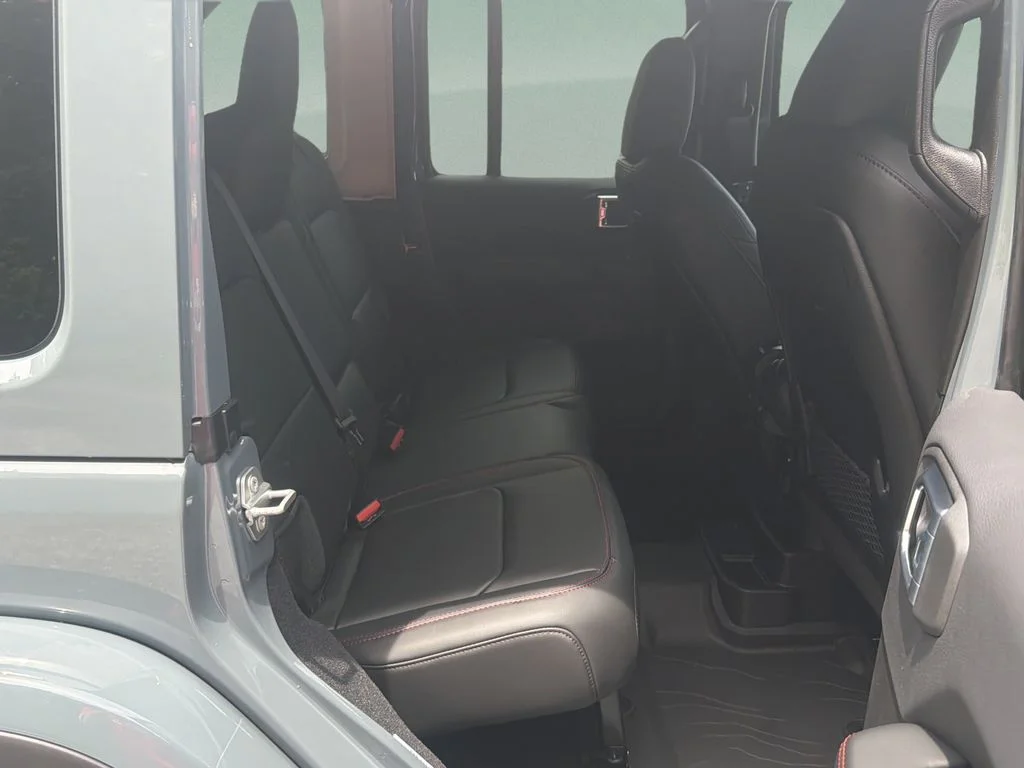 New 2026 Anvil Clear-Coat Exterior Paint Jeep Rubicon X image 21