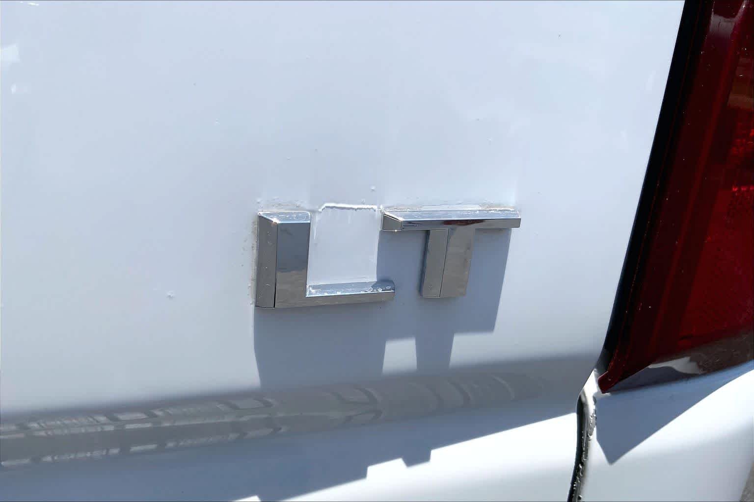 Used 2021 Summit White Chevrolet LT image 29