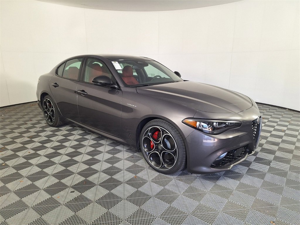 New 2025 Alfa Romeo Giulia Base 4dr Car in West Palm Beach