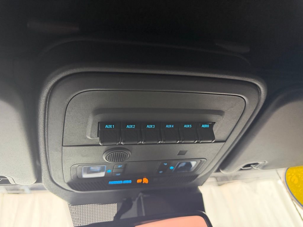 Used 2023 Gray Ford Wildtrak image 30