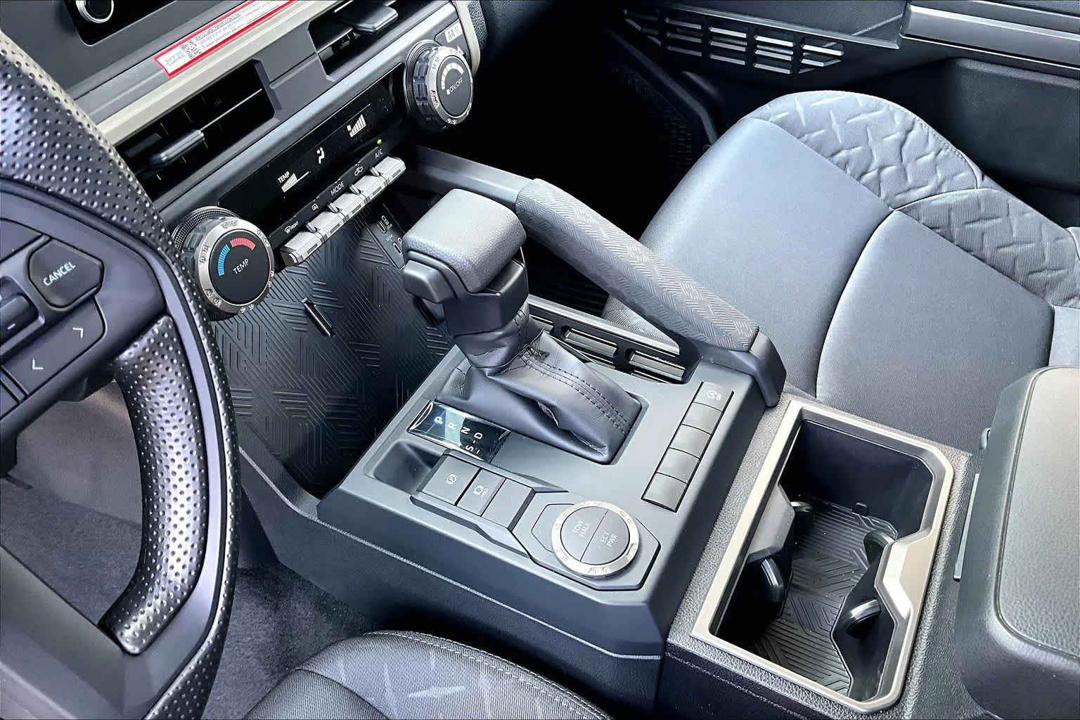 2026 Toyota Tacoma SR5 - Photo 7