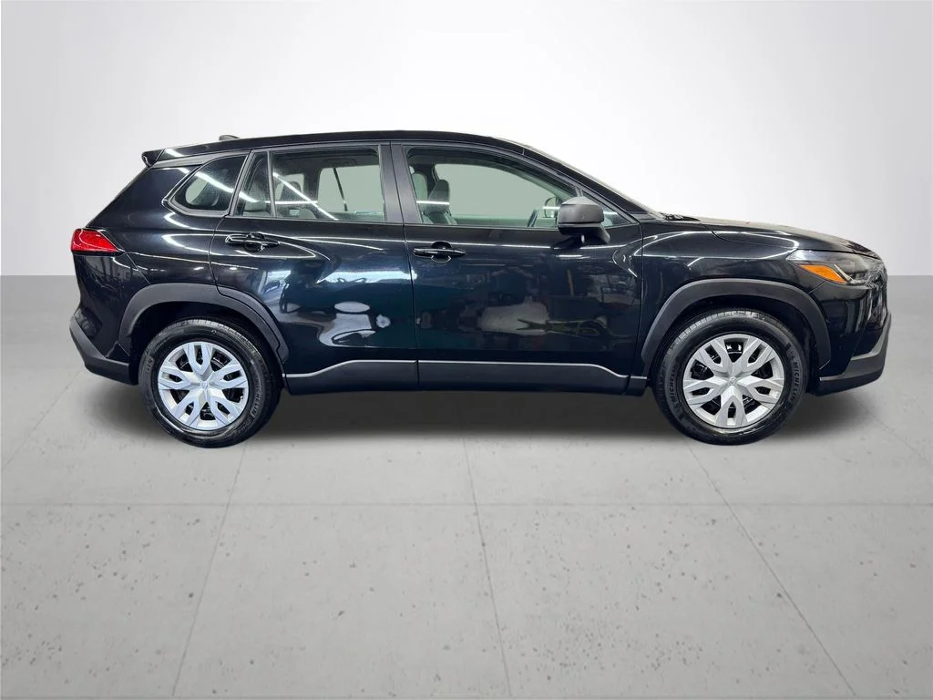 Used 2024 Black Toyota L image 8