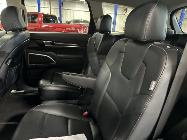 Used 2025 Gray Kia S image 30
