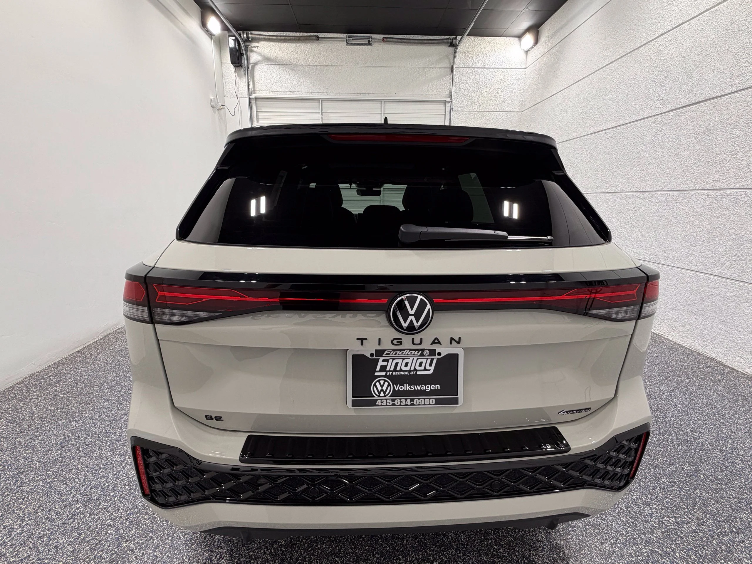 New 2026 Beige Volkswagen SE R-Line Black image 5