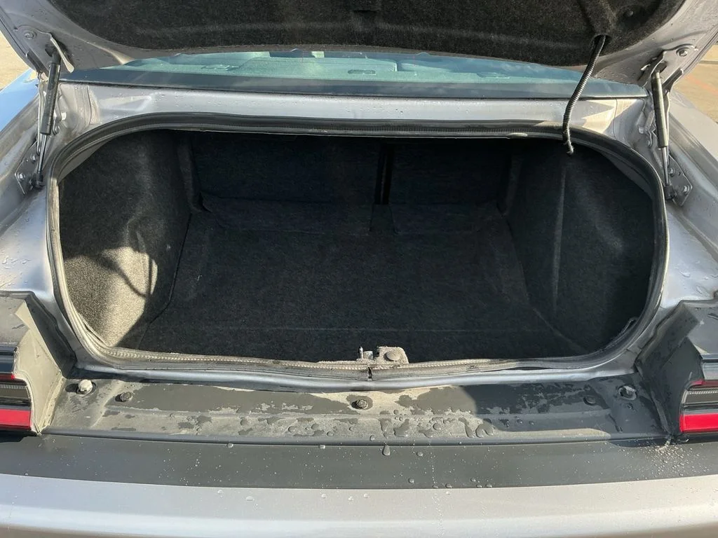 Used 2016 Silver Dodge SXT image 21
