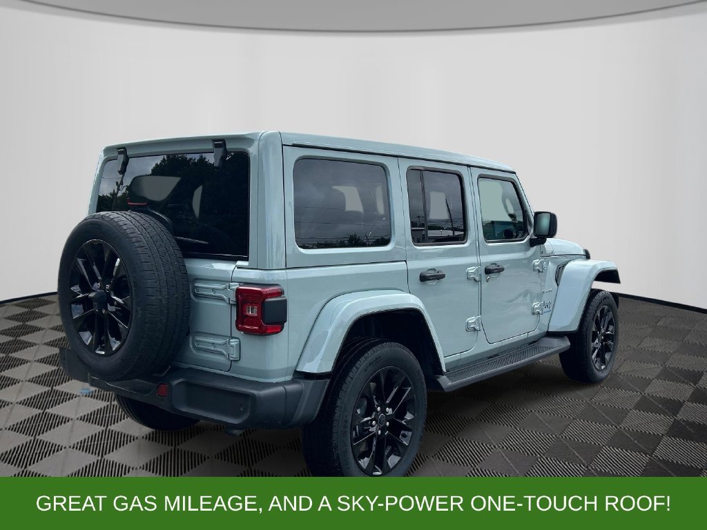 Used 2024  Jeep Sahara 4xe image 4