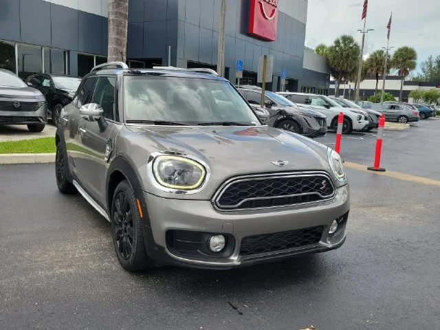 Used 2018 Silver MINI Base image 4