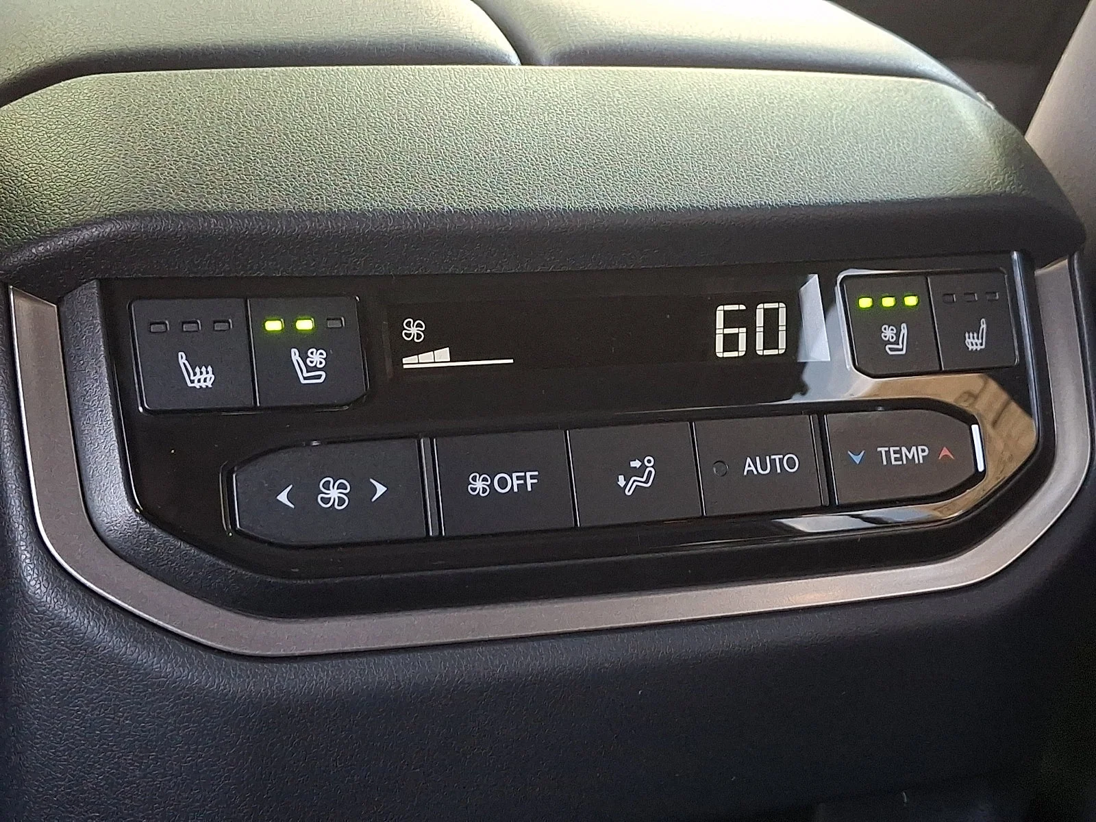 2026 Lexus TX 500h F-Sport Premium - Photo 6