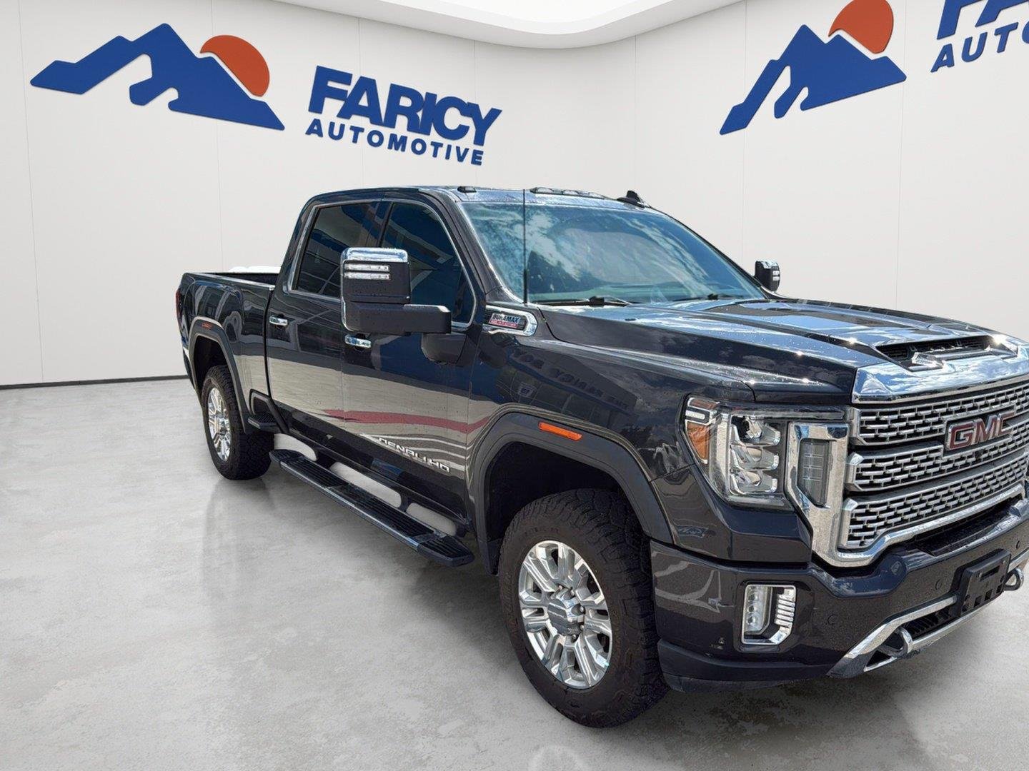 Used 2020 Carbon Black Metallic GMC Denali image 2