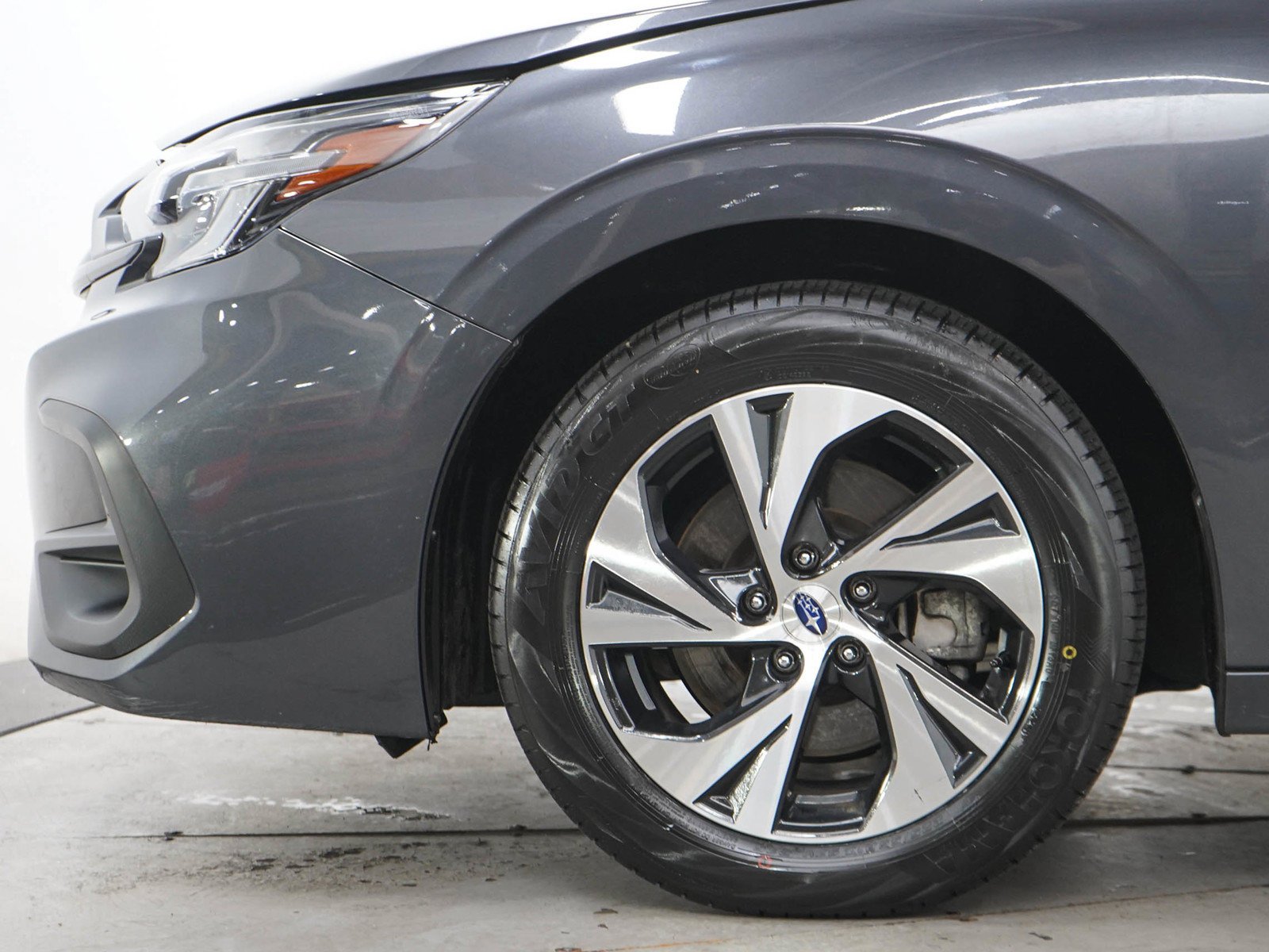 Used 2024 Magnetite Gray Metallic Subaru Premium image 27