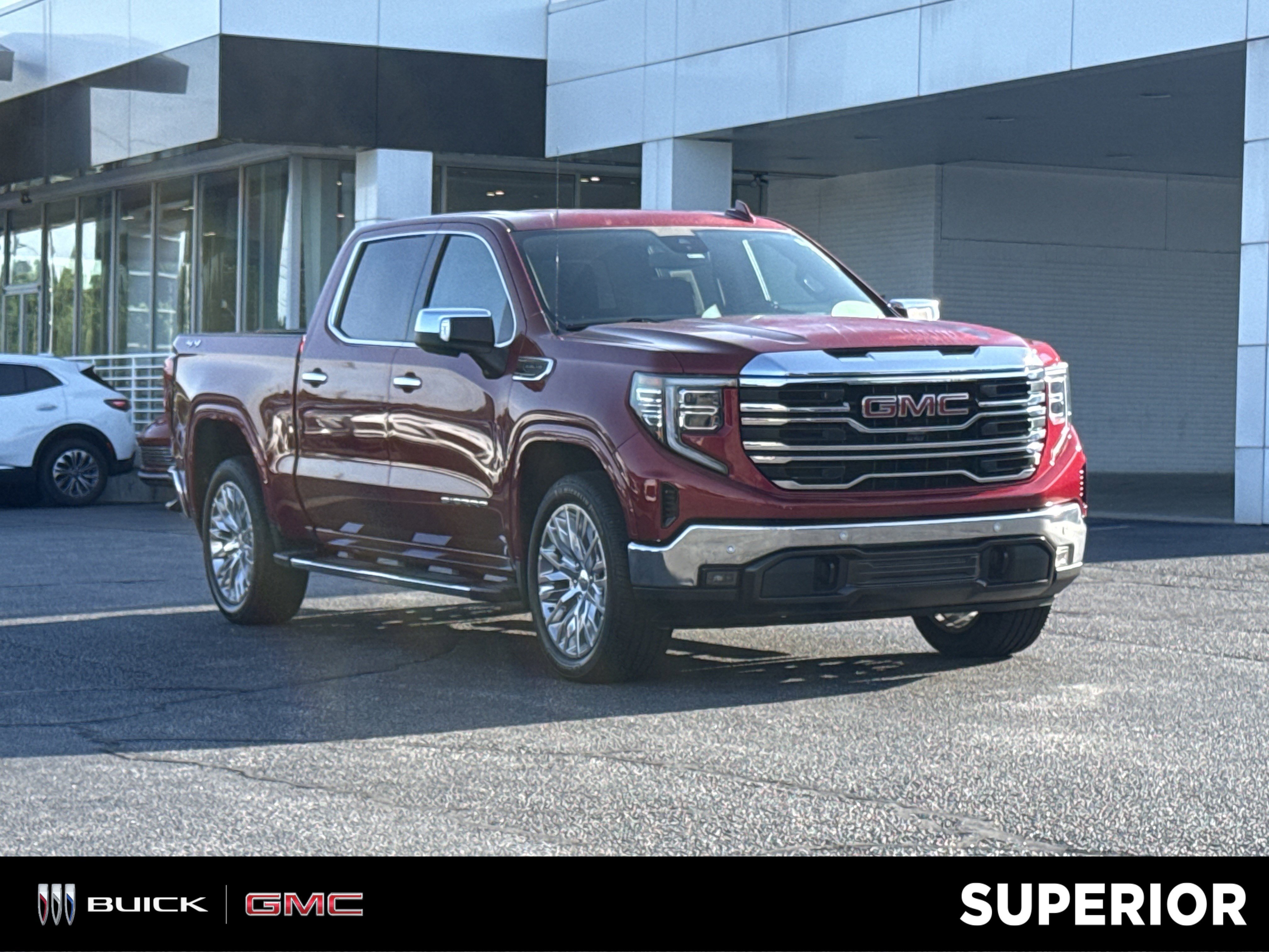2024 GMC Sierra 4WD Crew Cab Short Box SLT's photo