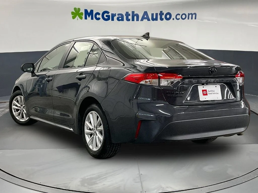 Used 2025 Gray Toyota LE image 4