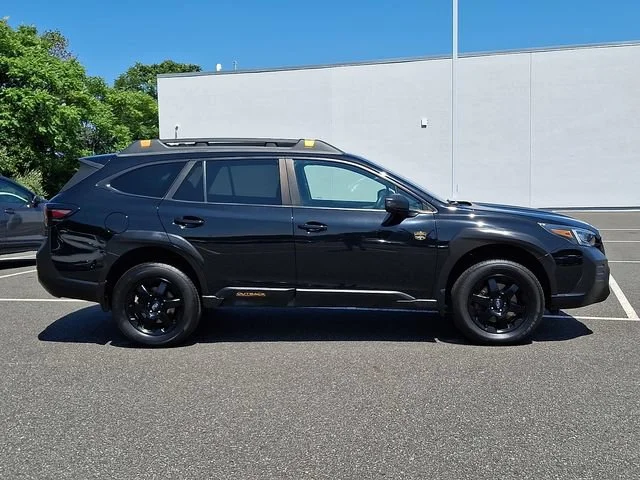 Used 2022 Black Subaru Wilderness image 8