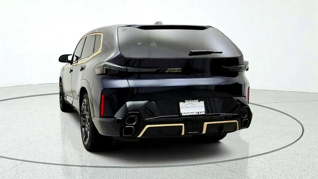 Used 2025 Carbon Black Metallic BMW SAV w/ Bowers & Wilkins Diamond Surround Sound image 6