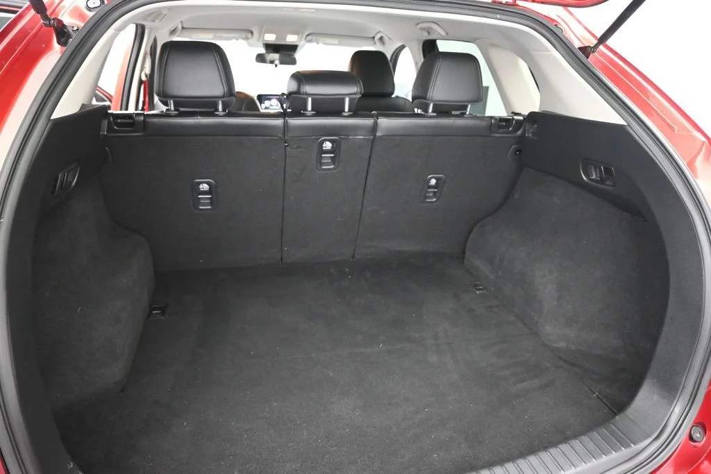 Used 2019 Red Mazda Touring image 9