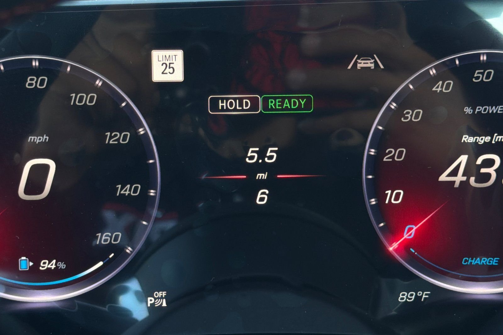 New 2027 MANUFAKTUR Alpine Grey Mercedes-Benz CLA 250+ image 34