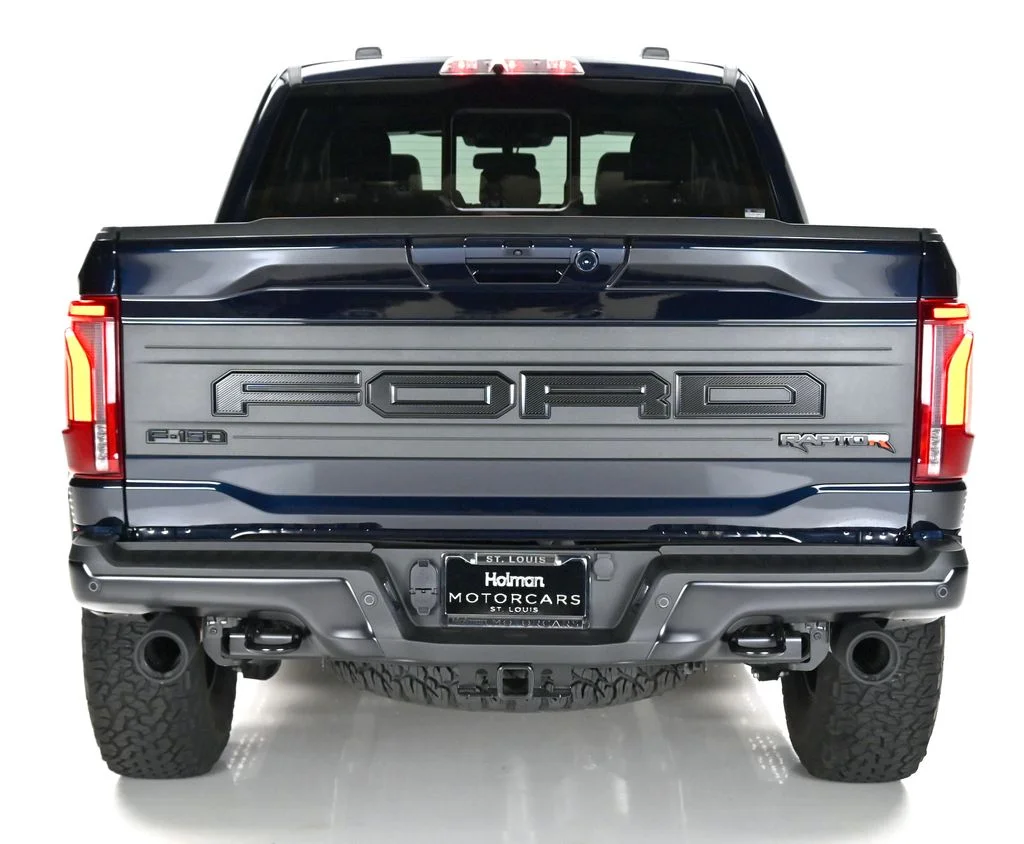 Used 2026 Blue Metallic Ford R image 5