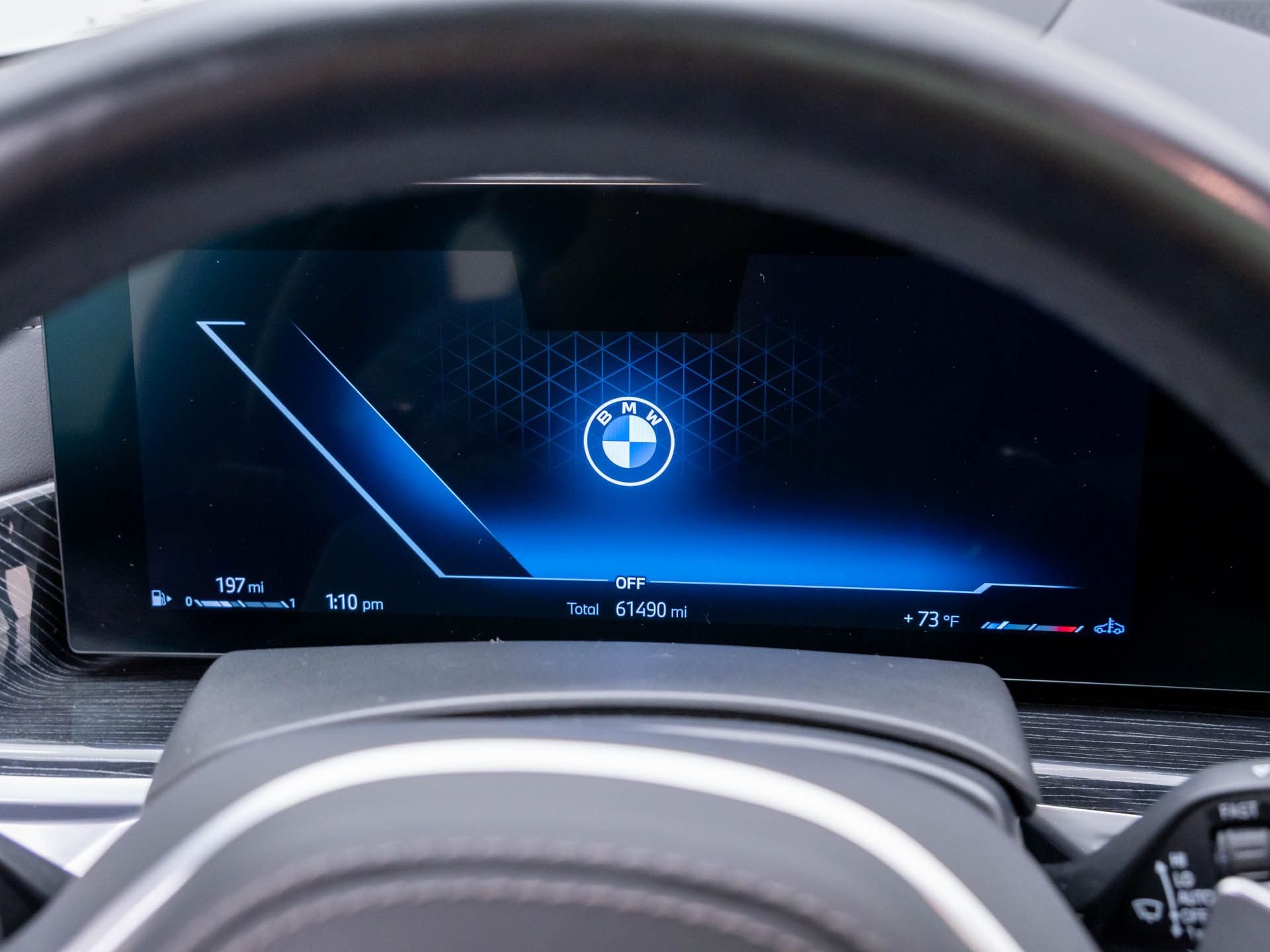 Used 2023 Mineral White Metallic BMW xDrive40i image 19