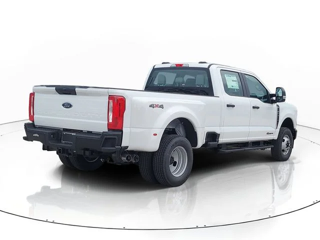 New 2026 Oxford White Ford XL image 5