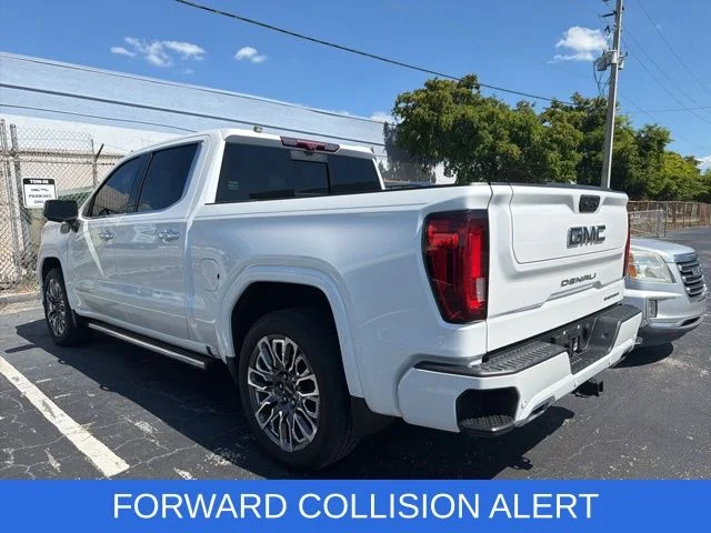 Used 2024 White GMC Denali Ultimate image 5