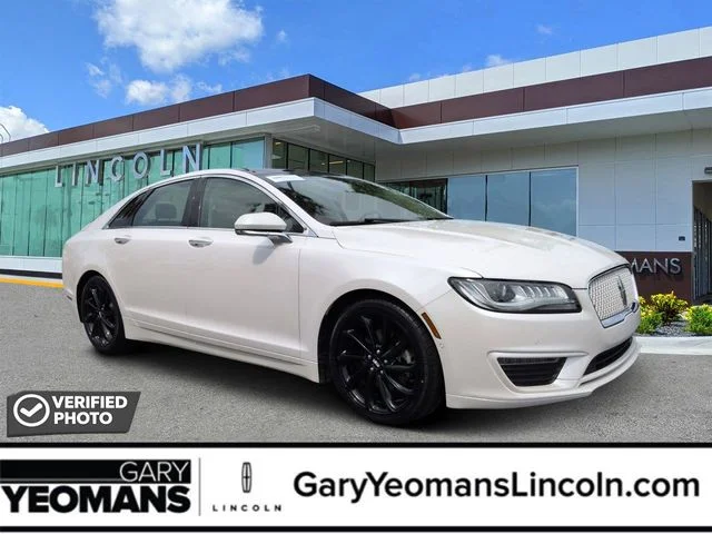 2020 Lincoln MKZ Reserve II AWD's photo