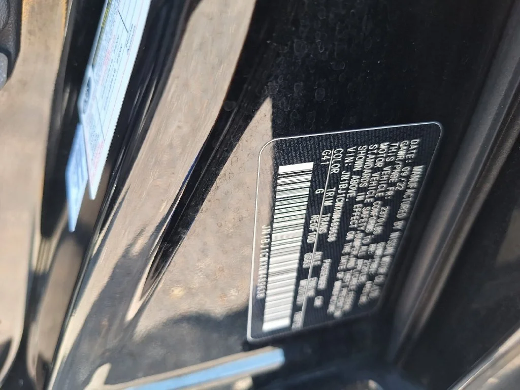 Used 2022 Black Nissan SL image 30