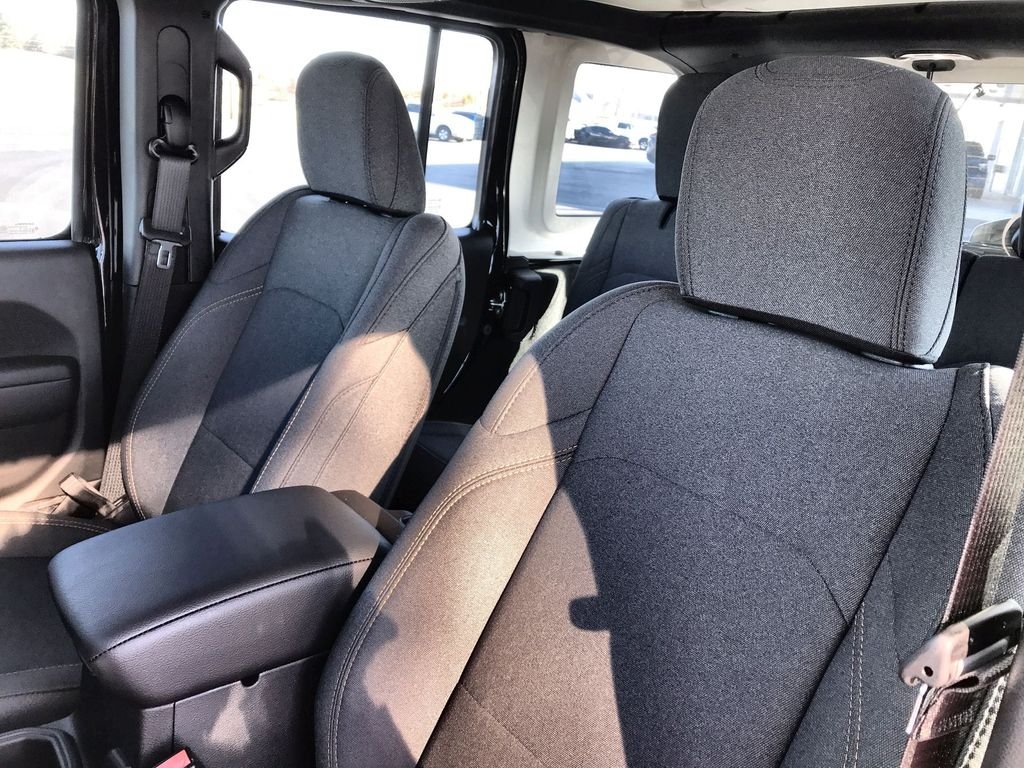 2026 Jeep Wrangler 4-Door Sport - Photo 11