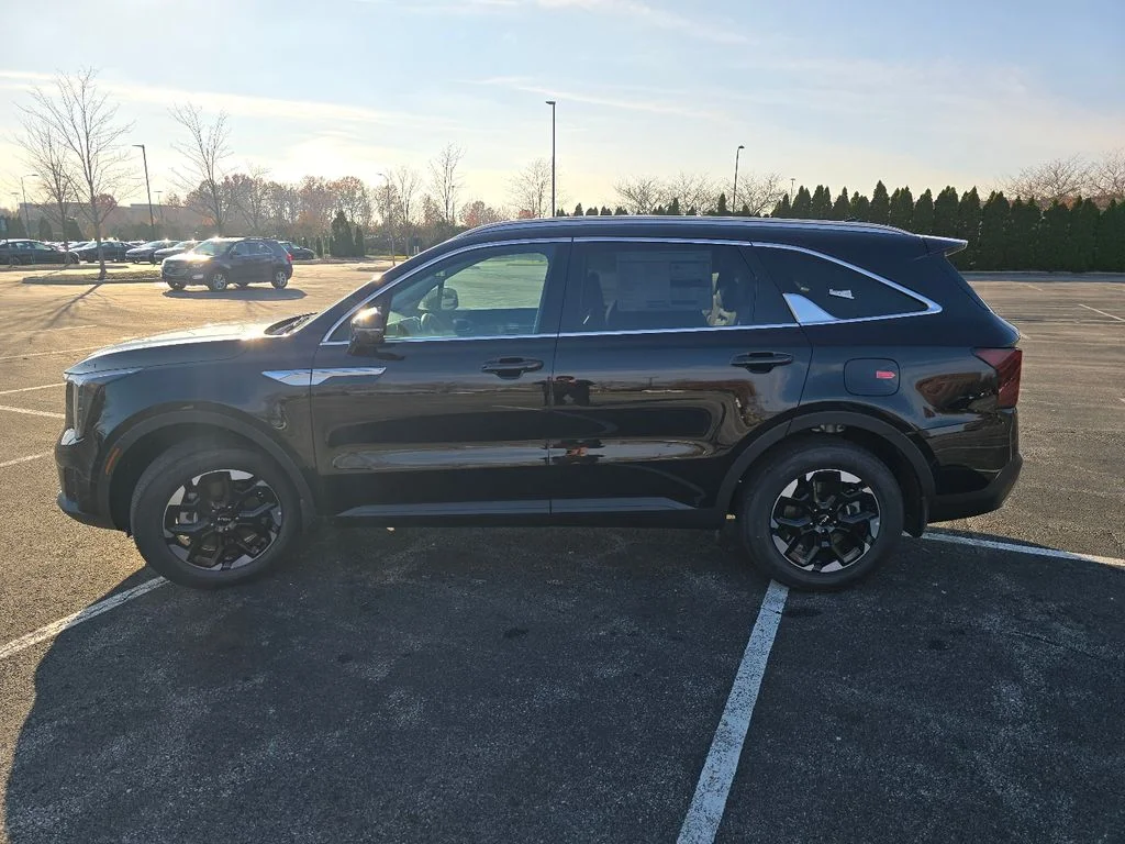 2026 Kia Sorento S - Photo 13