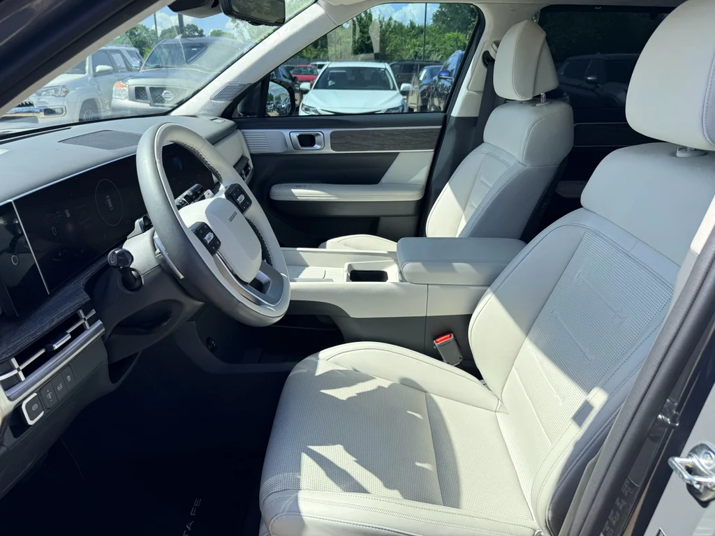 Used 2024 Hampton Gray Hyundai Calligraphy image 11