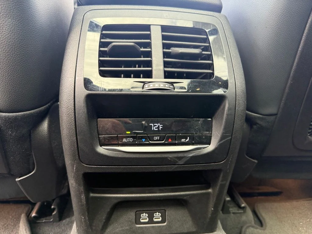 Used 2023 Skyscraper Gray Metallic BMW xDrive30i image 21