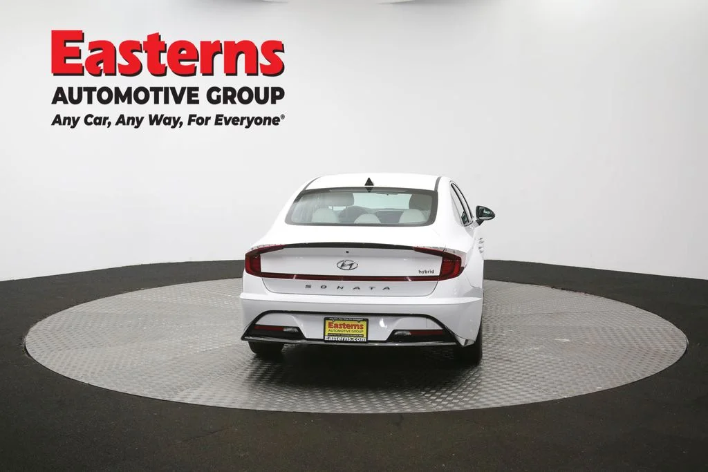 Used 2023 White Hyundai SEL image 37