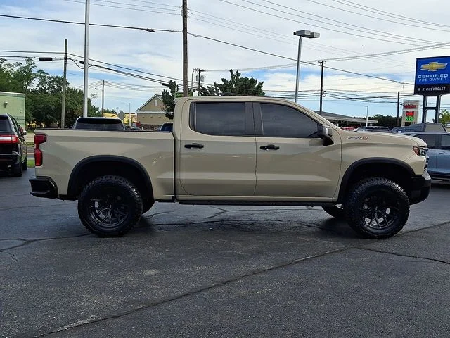 Used 2022 Beige Chevrolet ZR2 image 8