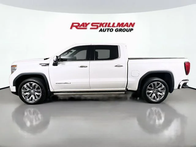 Used 2023 White GMC Denali image 4