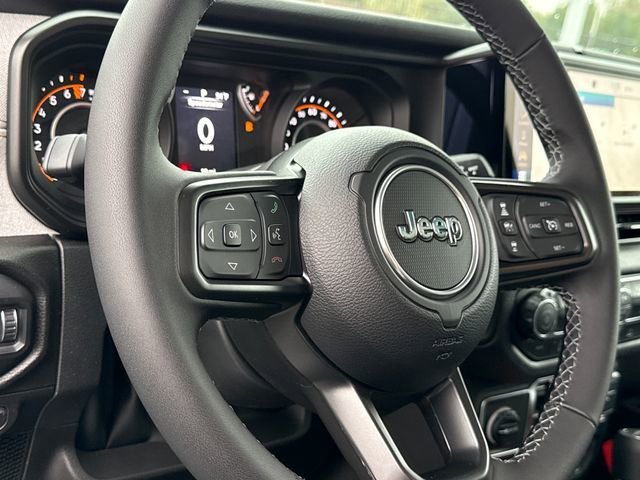 New 2026 Bright White Clear-Coat Exterior Paint Jeep Sport S image 16