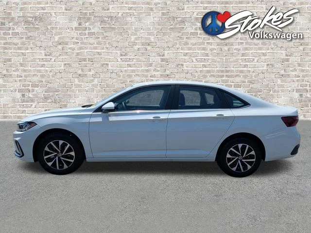 Used 2026 White Volkswagen 1.5T S image 6