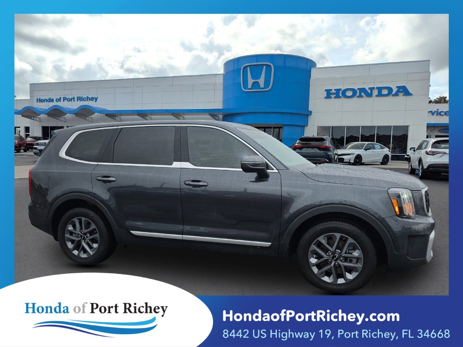 Used 2024 Gray Kia LX image 1