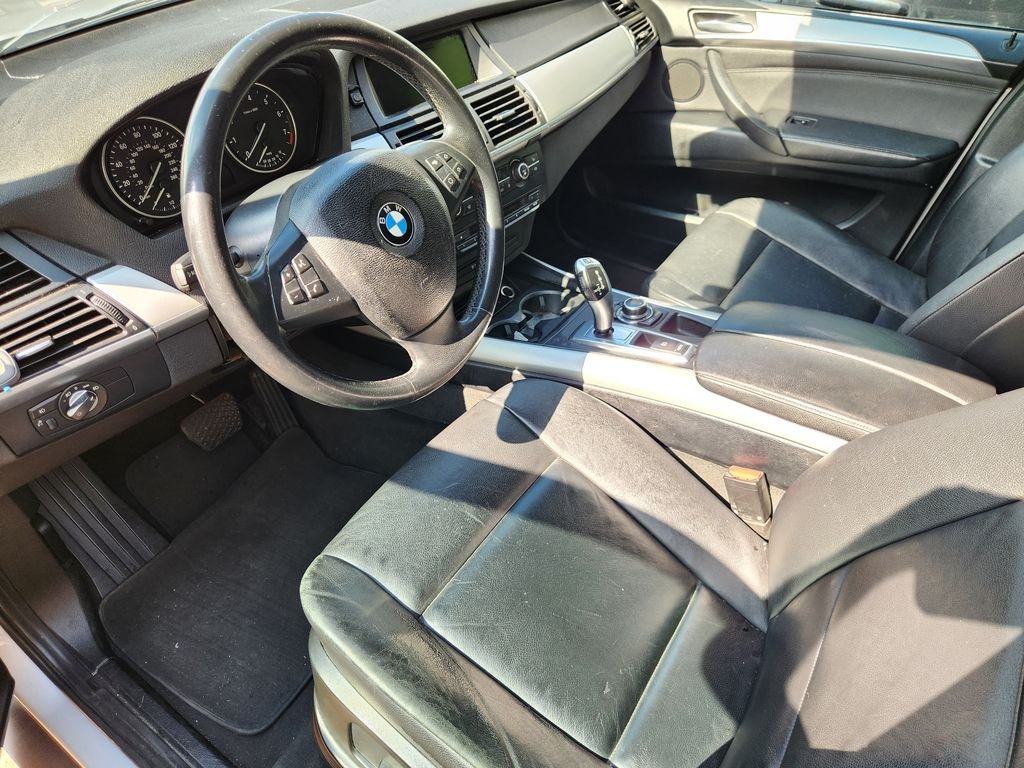 Used 2013 Titanium Silver Metallic BMW xDrive35i Sport Activity image 10