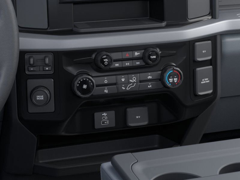 2025 Ford F-550 Super Duty Chassis Cab XL - Photo 15