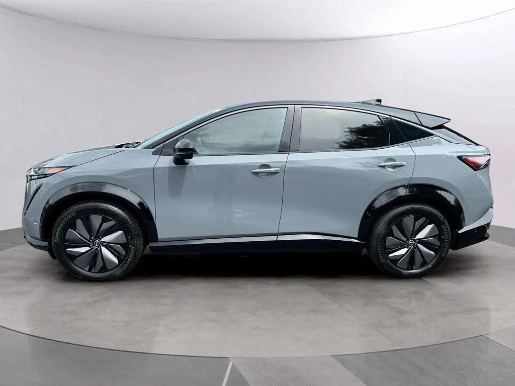 2025 Nissan ARIYA Platinum+ - Photo 6