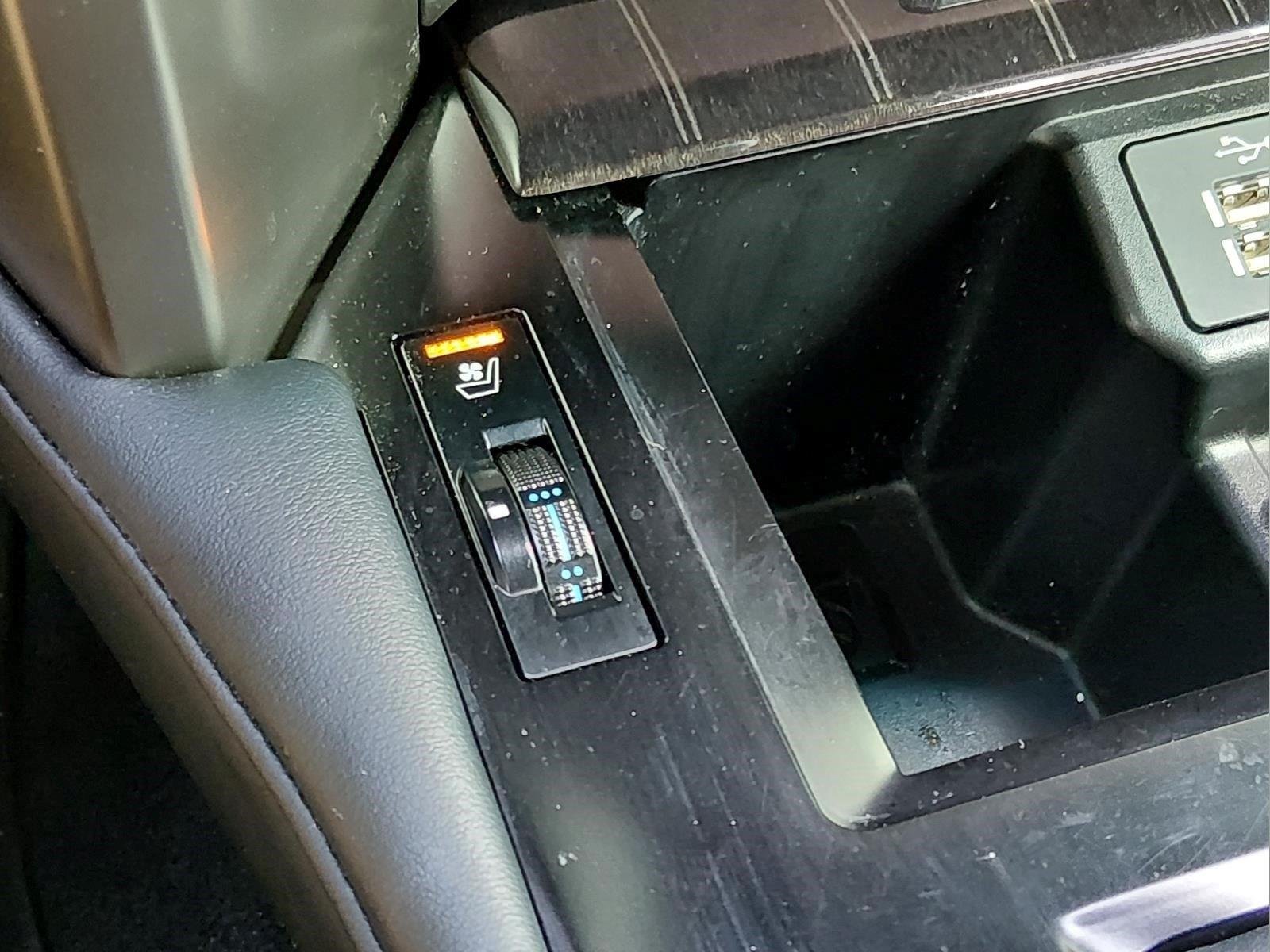 Used 2021 Black Onyx Lexus GX 460 Premium image 22
