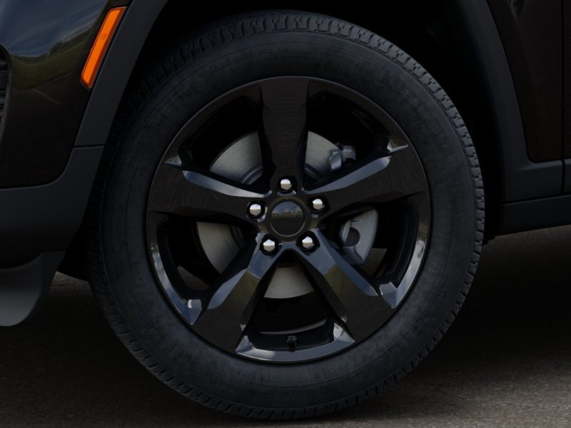 New 2025 Diamond Black Crystal Pearl-Coat Exterior Paint Jeep Altitude X image 25