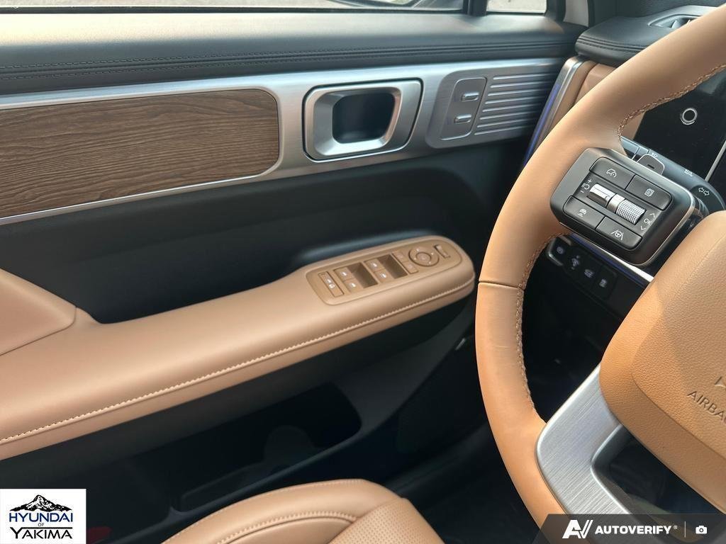 2026 Hyundai Santa Fe Limited - Photo 18
