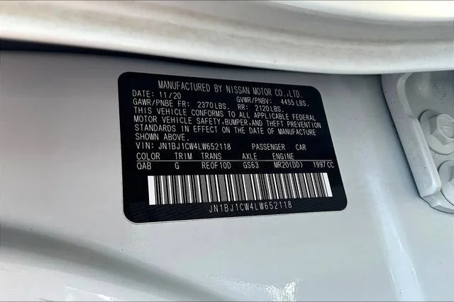 Used 2020 White Nissan SV image 19